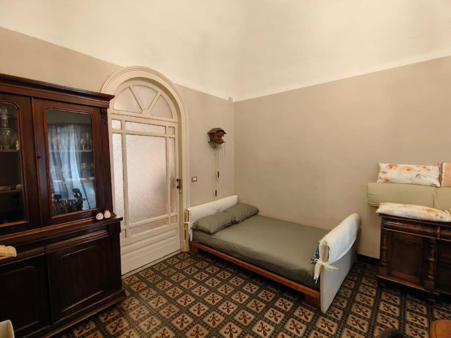 Retroetnea - Appartamento In Centro Storico - Con Camere Comunicanti CTA Exteriér fotografie