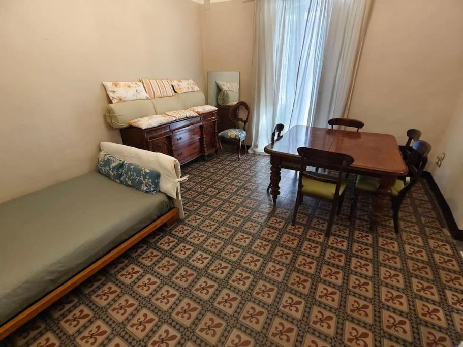 Retroetnea - Appartamento In Centro Storico - Con Camere Comunicanti CTA Exteriér fotografie